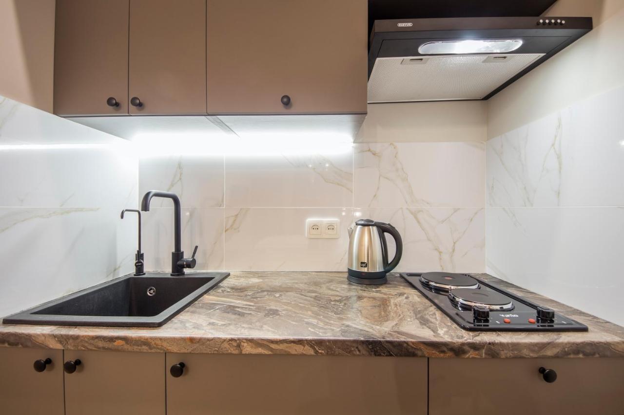 Apartments On Antonovycha Kiev Ngoại thất bức ảnh