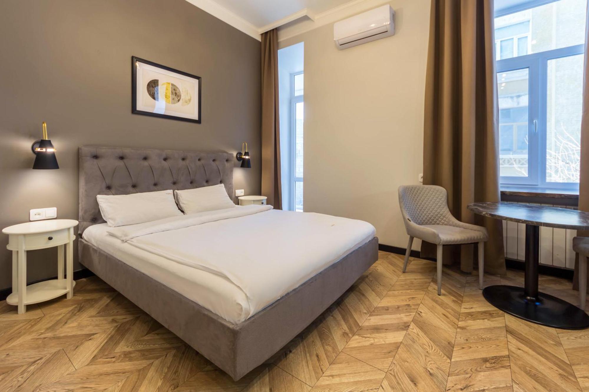 Apartments On Antonovycha Kiev Ngoại thất bức ảnh