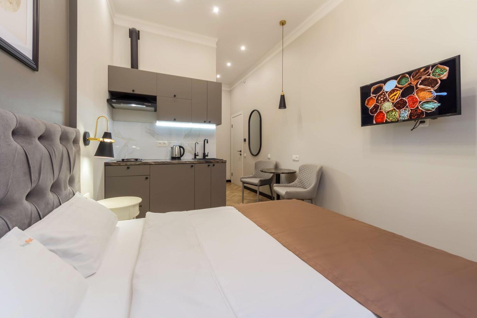 Apartments On Antonovycha Kiev Ngoại thất bức ảnh